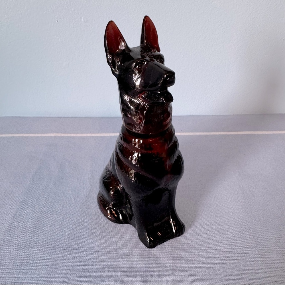 Avon Vintage 1970’s Noble Prince German Shepherd Amber Glass Bottle